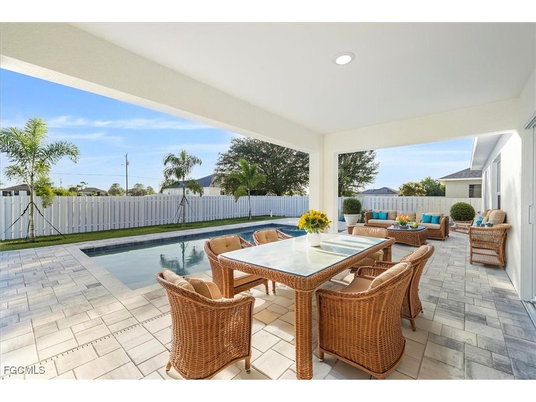 1726 NW 17th Street Cape Coral FL 33993 2025018666 image1