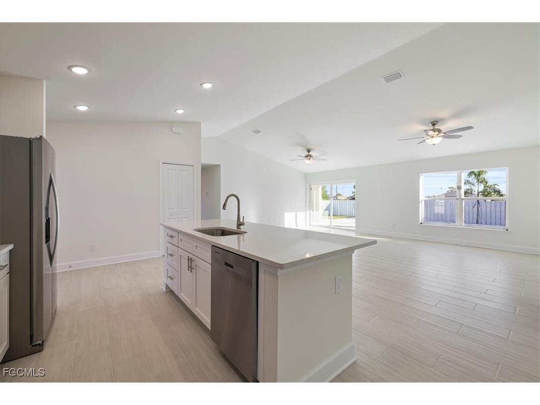 1726 NW 17th Street Cape Coral FL 33993 2025018666 image11