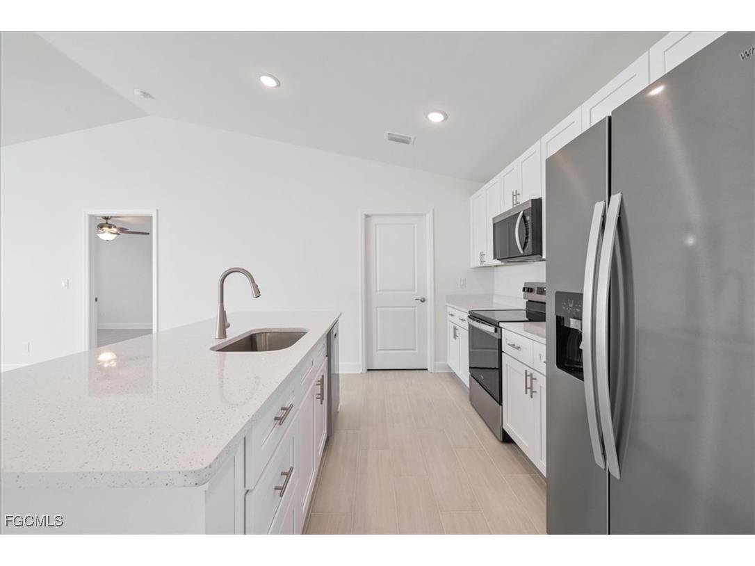 1726 NW 17th Street Cape Coral FL 33993 2025018666 image12