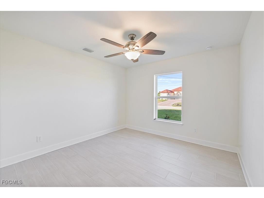 1726 NW 17th Street Cape Coral FL 33993 2025018666 image20