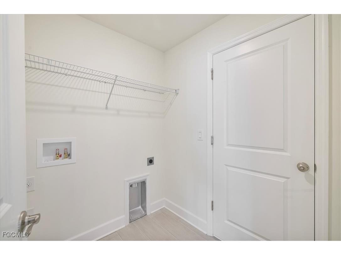 1726 NW 17th Street Cape Coral FL 33993 2025018666 image29