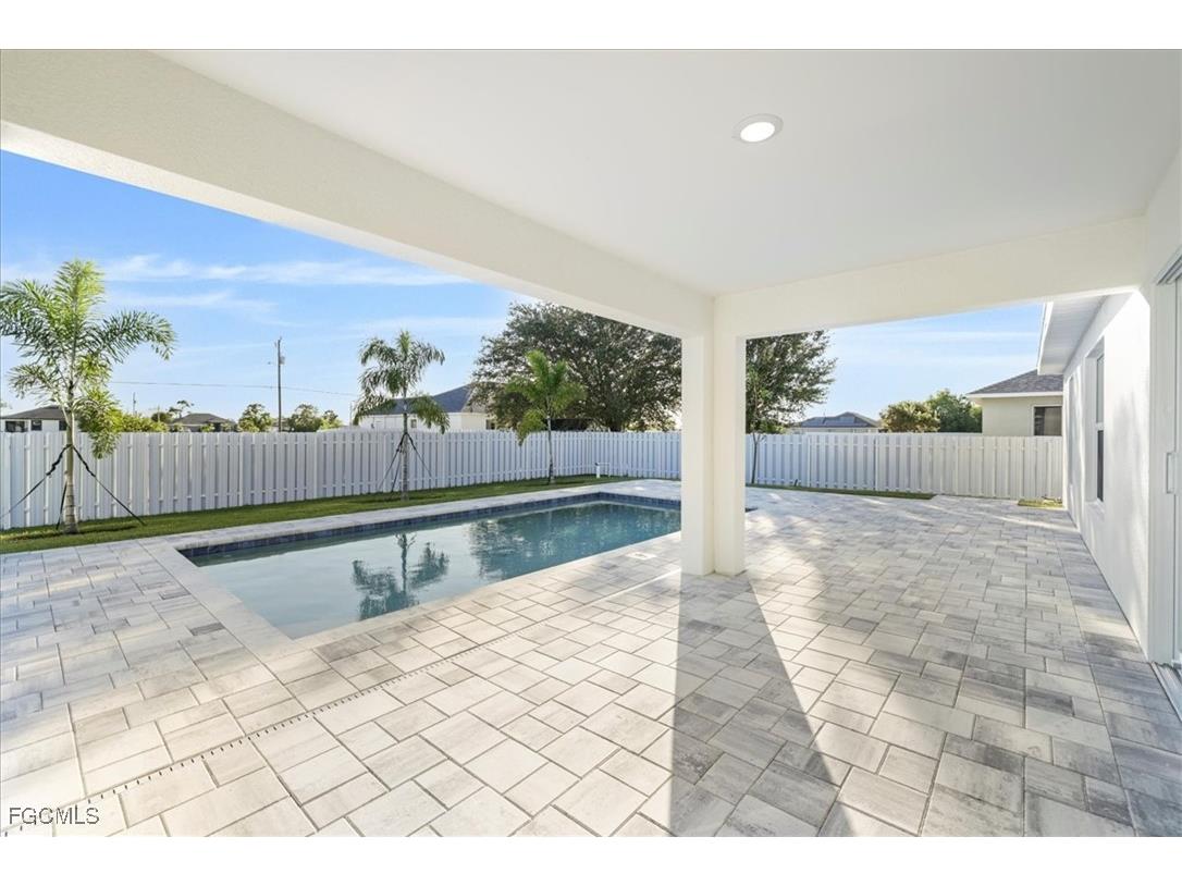 1726 NW 17th Street Cape Coral FL 33993 2025018666 image30