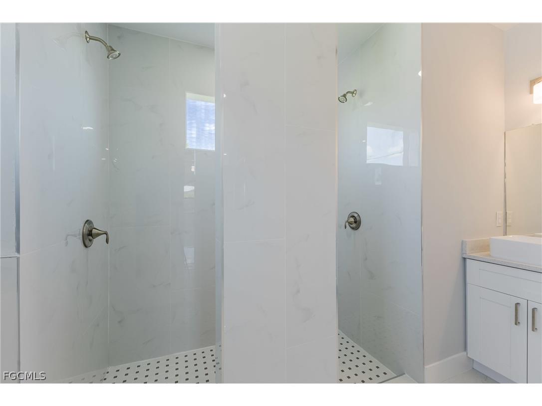 1726 NW 20th Terrace Cape Coral FL 33993 2026012118 image14