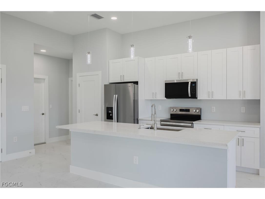1726 NW 20th Terrace Cape Coral FL 33993 2026012118 image9