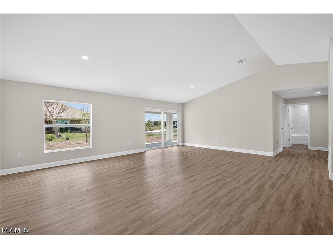 1726 NW 3rd Street Cape Coral FL 33993 2026018304 image8