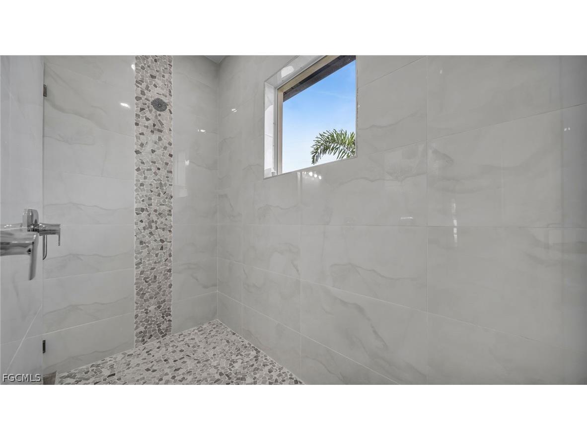 1726 SW 36th Terrace Cape Coral FL 33914 2026008664 image35