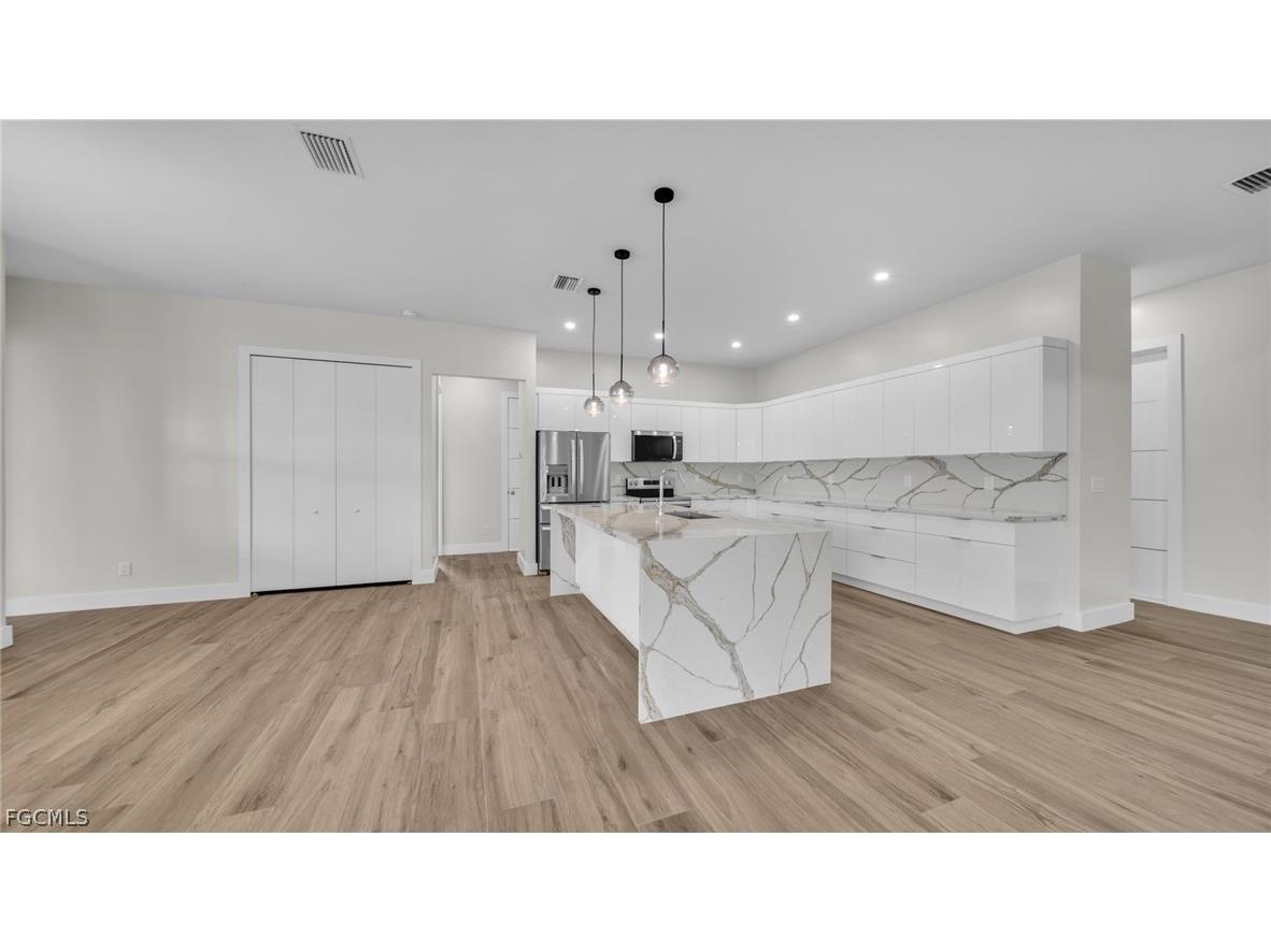 1726 SW 36th Terrace Cape Coral FL 33914 2026008664 image6