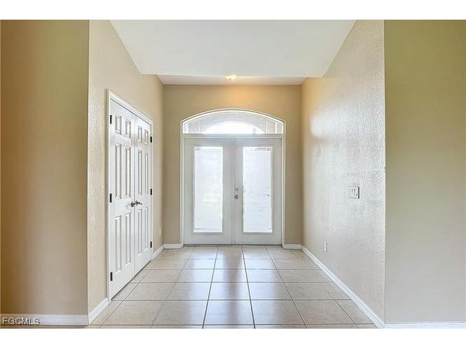 1726 Trafalgar Parkway Cape Coral FL 33991 2025024033 image11