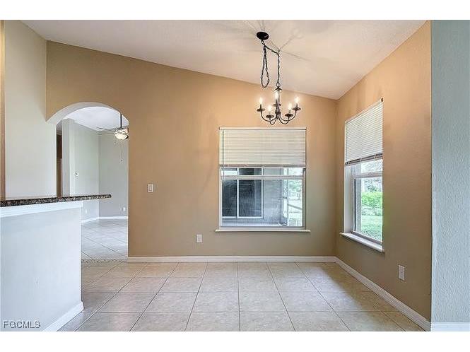 1726 Trafalgar Parkway Cape Coral FL 33991 2025024033 image16
