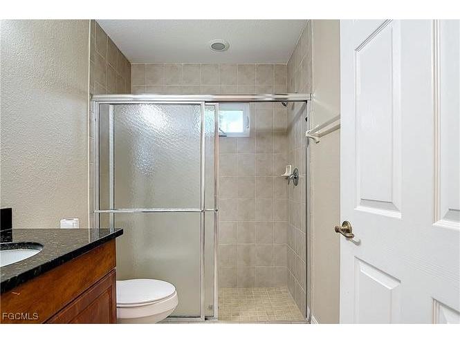 1726 Trafalgar Parkway Cape Coral FL 33991 2025024033 image22