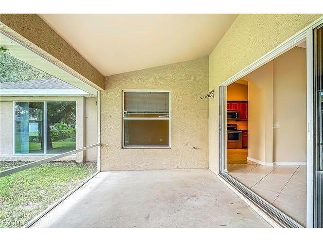 1726 Trafalgar Parkway Cape Coral FL 33991 2025024033 image25