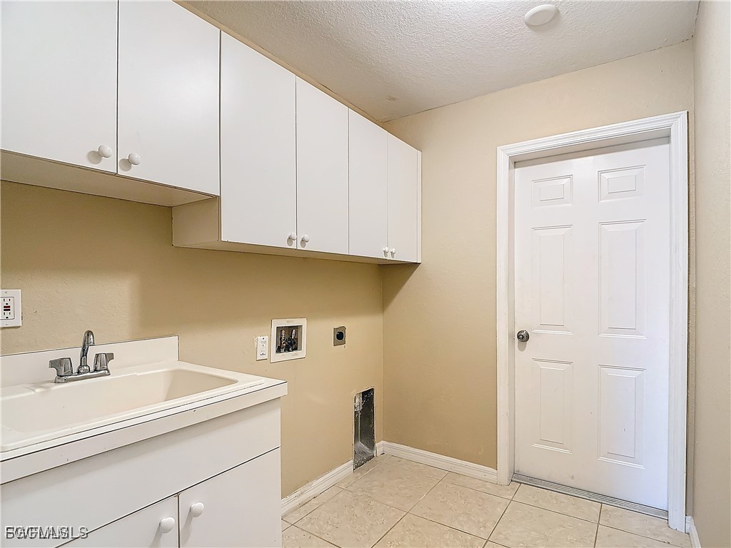 1726 Trafalgar Parkway Cape Coral FL 33991 2025024033 image6