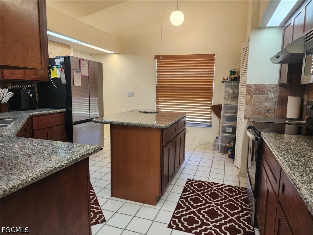 17264 Oriole Road Fort Myers FL 33967 2026016543 image6