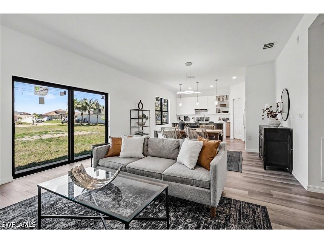 1727 NE 12th Terrace Cape Coral FL 33909 226016375 image3