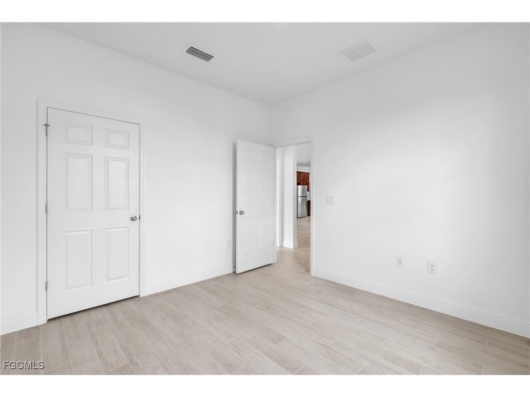 1727 NW 24th Place Cape Coral FL 33993 2025023863 image10