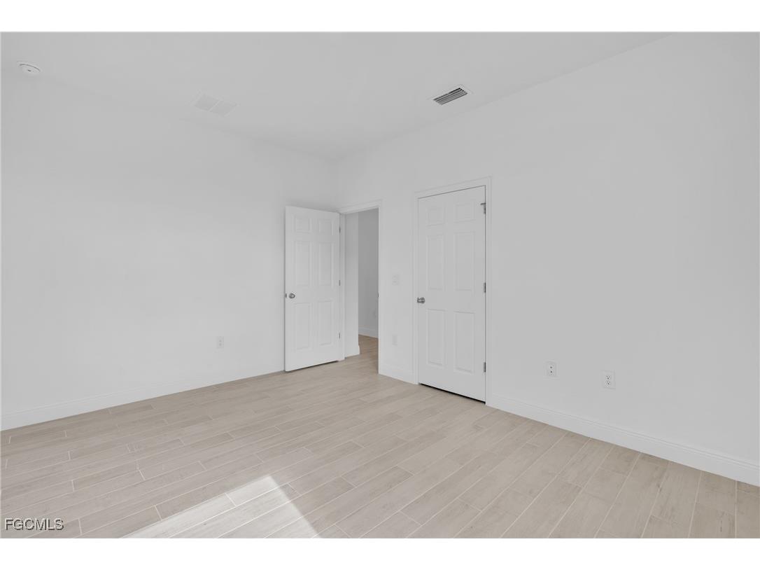 1727 NW 24th Place Cape Coral FL 33993 2025023863 image12