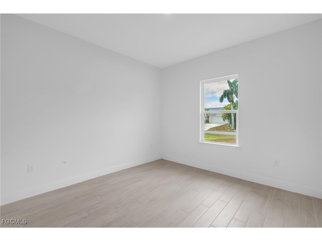 1727 NW 24th Place Cape Coral FL 33993 2025023863 image15