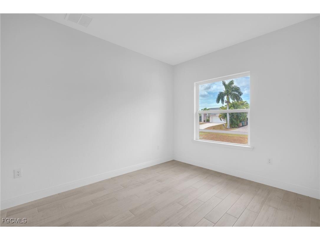 1727 NW 24th Place Cape Coral FL 33993 2025023863 image17