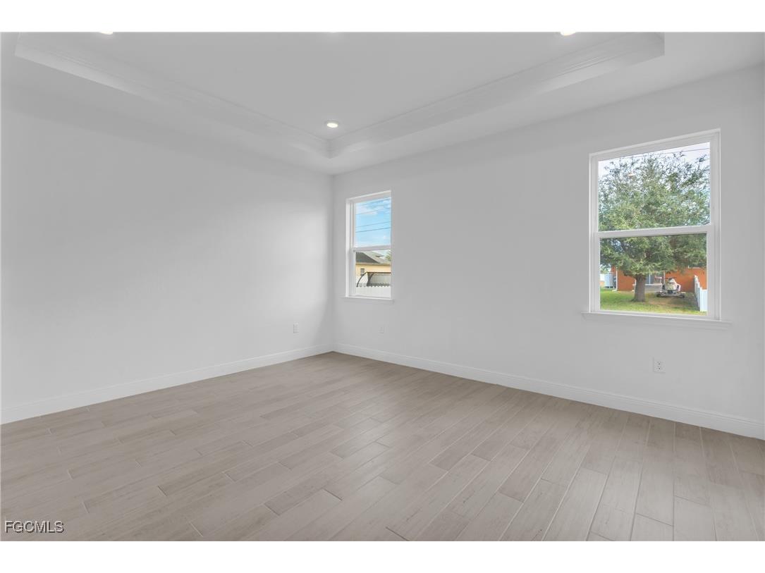 1727 NW 24th Place Cape Coral FL 33993 2025023863 image3