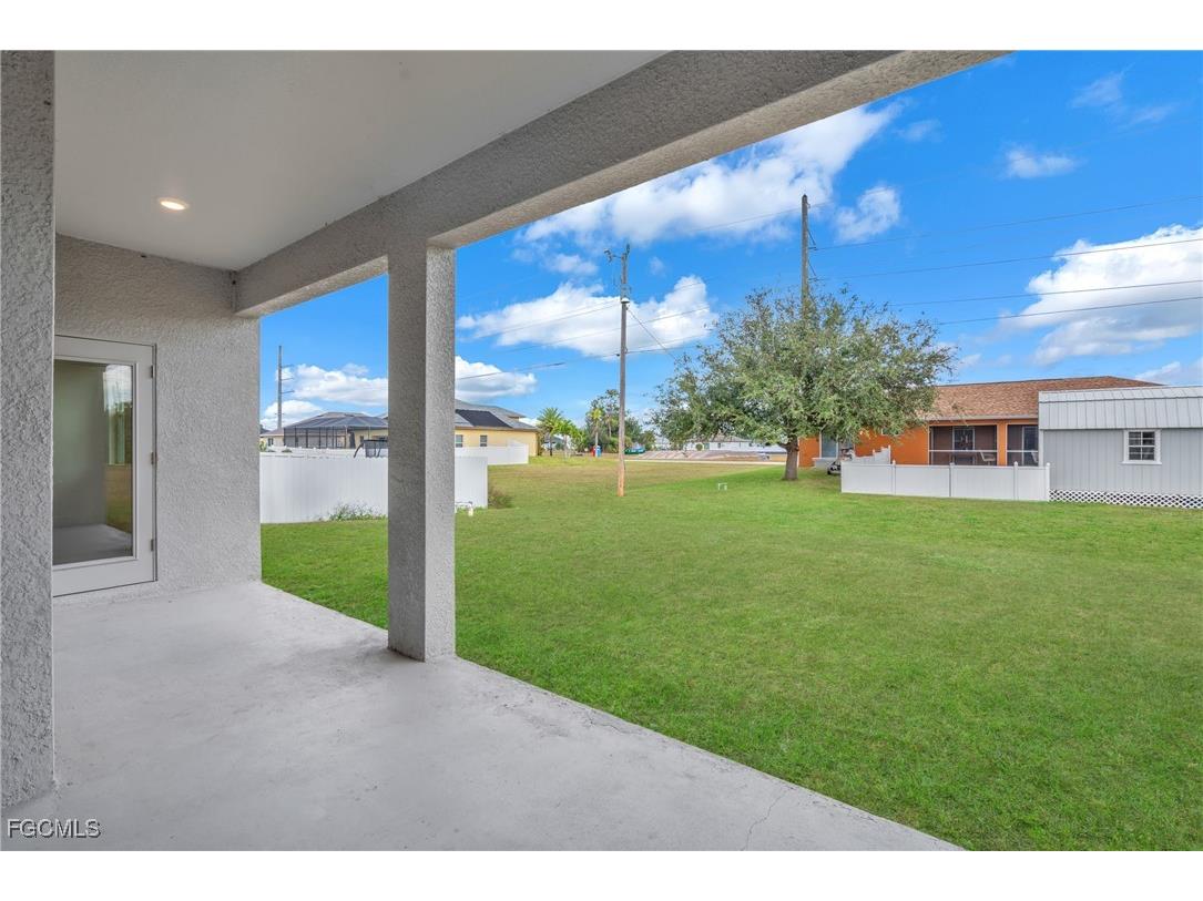 1727 NW 24th Place Cape Coral FL 33993 2025023863 image31