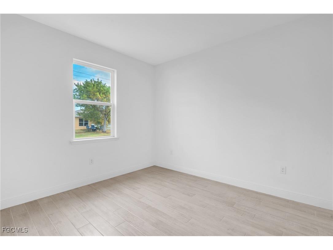 1727 NW 24th Place Cape Coral FL 33993 2025023863 image9