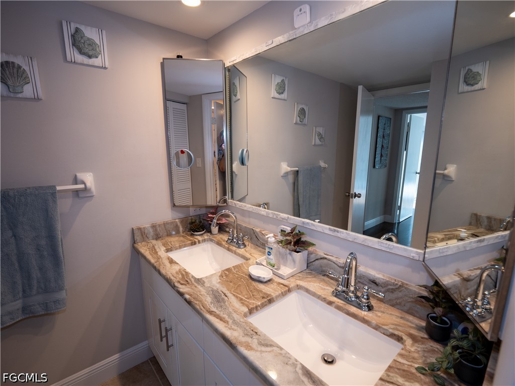 1727 Park Meadows Drive #2 Fort Myers FL 33907 2026022815 image37