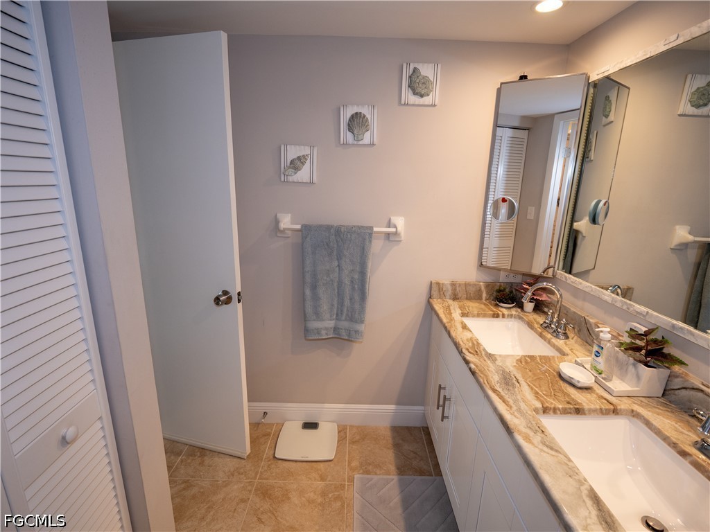 1727 Park Meadows Drive #2 Fort Myers FL 33907 2026022815 image38
