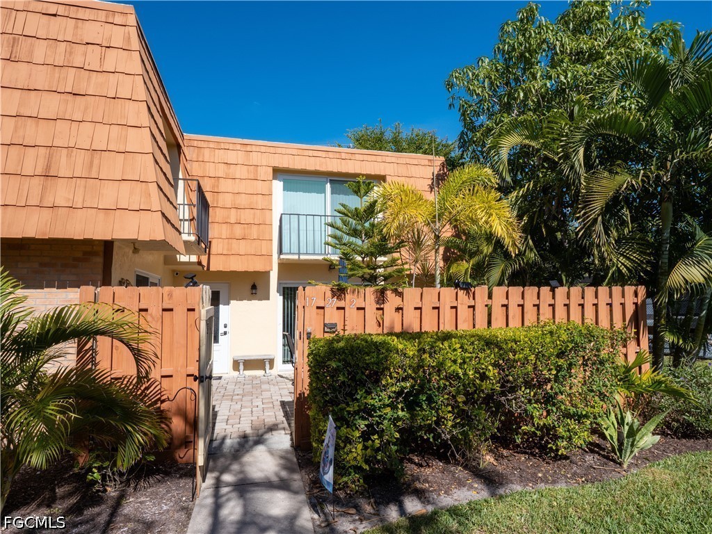 1727 Park Meadows Drive #2 Fort Myers FL 33907 2026022815 image4