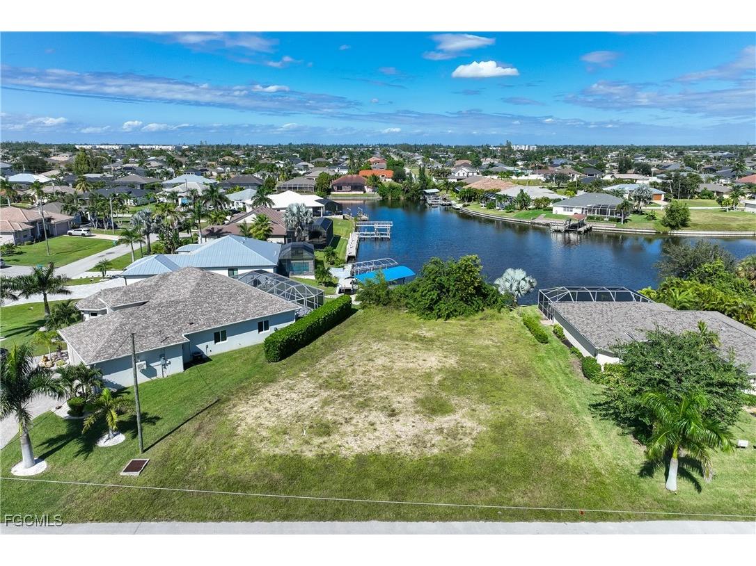 1727 SW 31st Lane Cape Coral FL 33914 2025017699 image1
