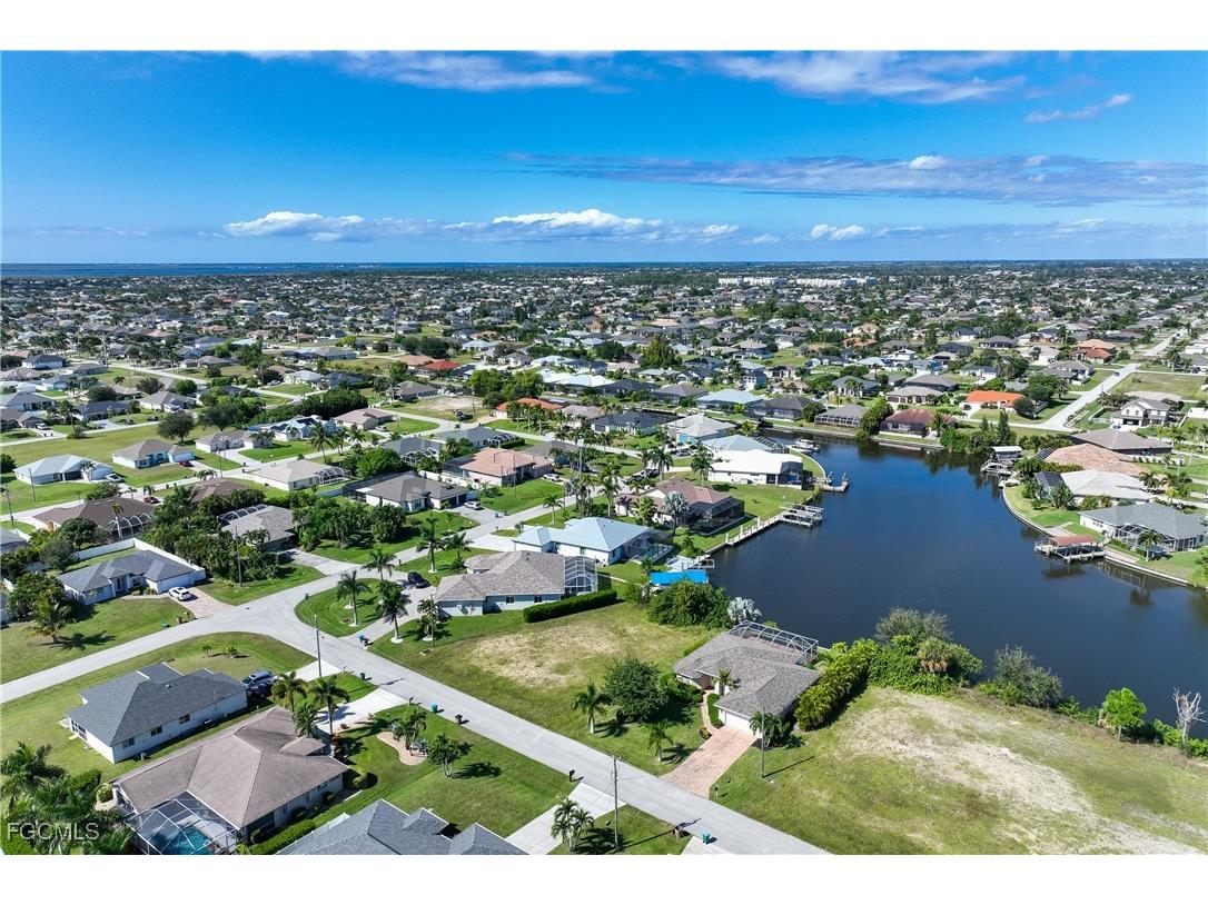 1727 SW 31st Lane Cape Coral FL 33914 2025017699 image12