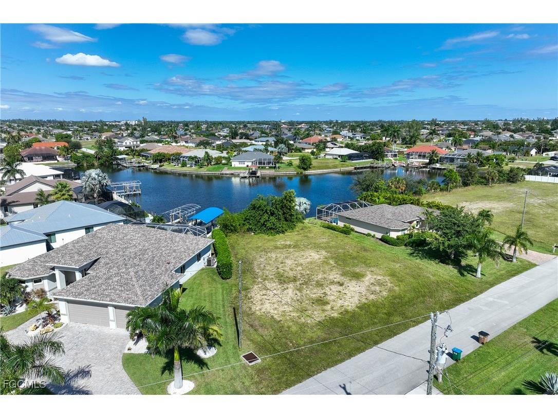 1727 SW 31st Lane Cape Coral FL 33914 2025017699 image3