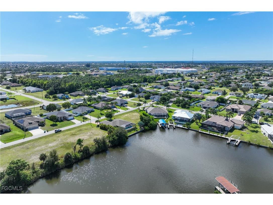 1727 SW 31st Lane Cape Coral FL 33914 2025017699 image7