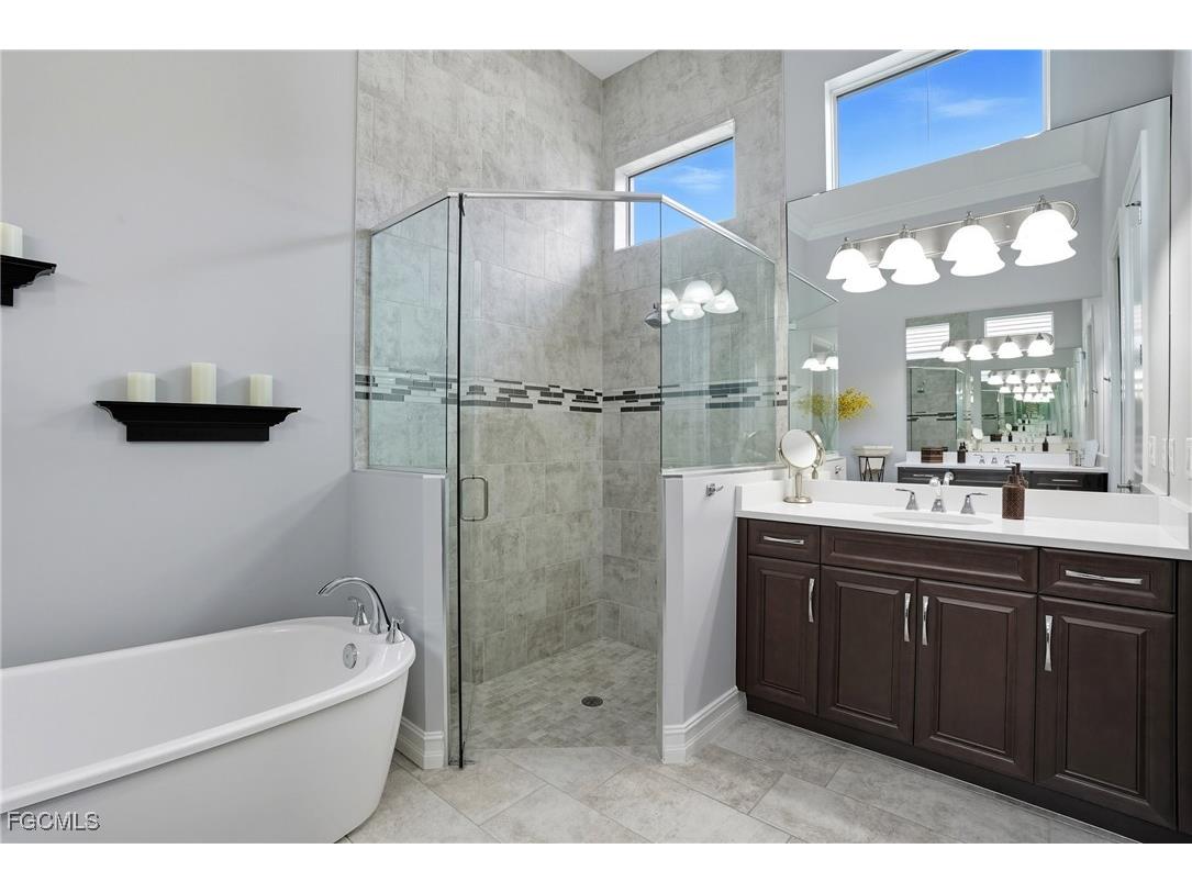 17279 Hidden Estates Circle Fort Myers FL 33908 2025010875 image28