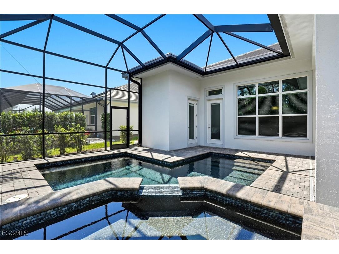 17279 Hidden Estates Circle Fort Myers FL 33908 2025010875 image3