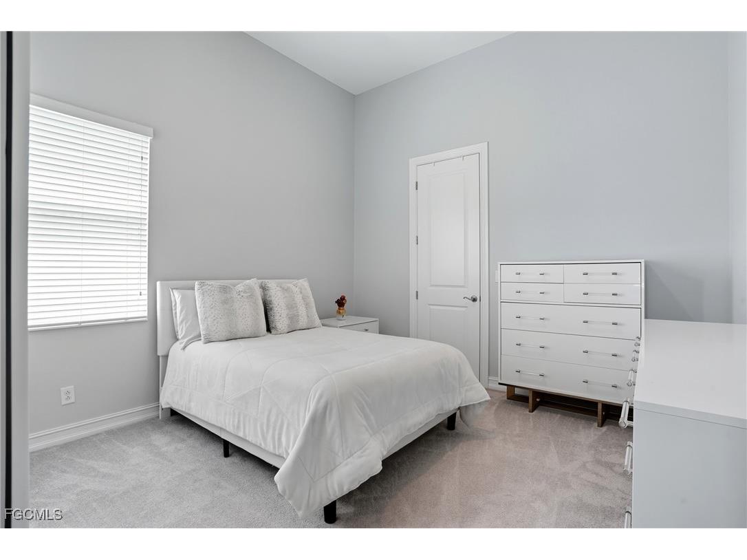 17279 Hidden Estates Circle Fort Myers FL 33908 2025010875 image33