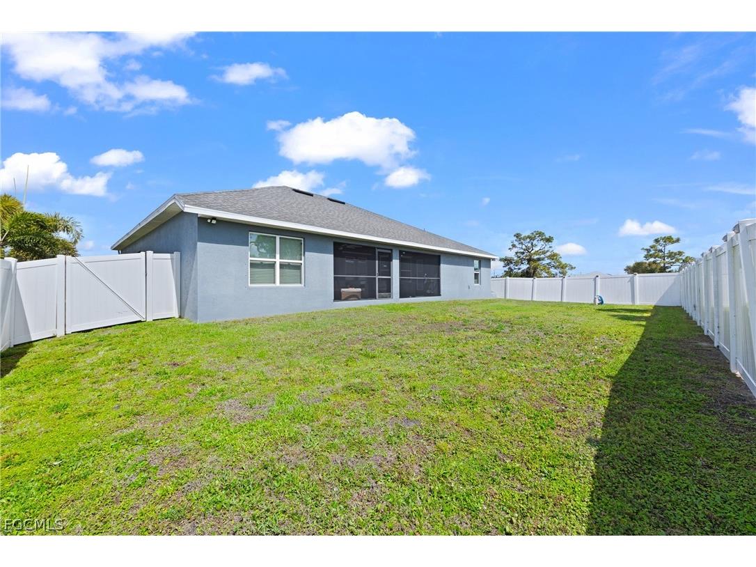 1728 Diplomat Parkway W Cape Coral FL 33993 2026011900 image22