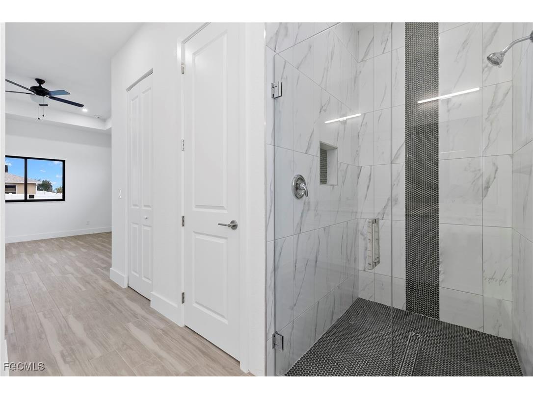 1728 Kismet Parkway W Cape Coral FL 33993 2025013673 image20