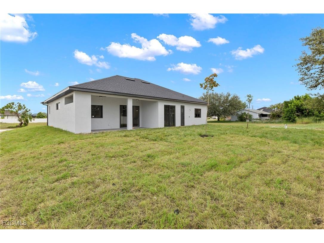 1728 Kismet Parkway W Cape Coral FL 33993 2025013673 image26