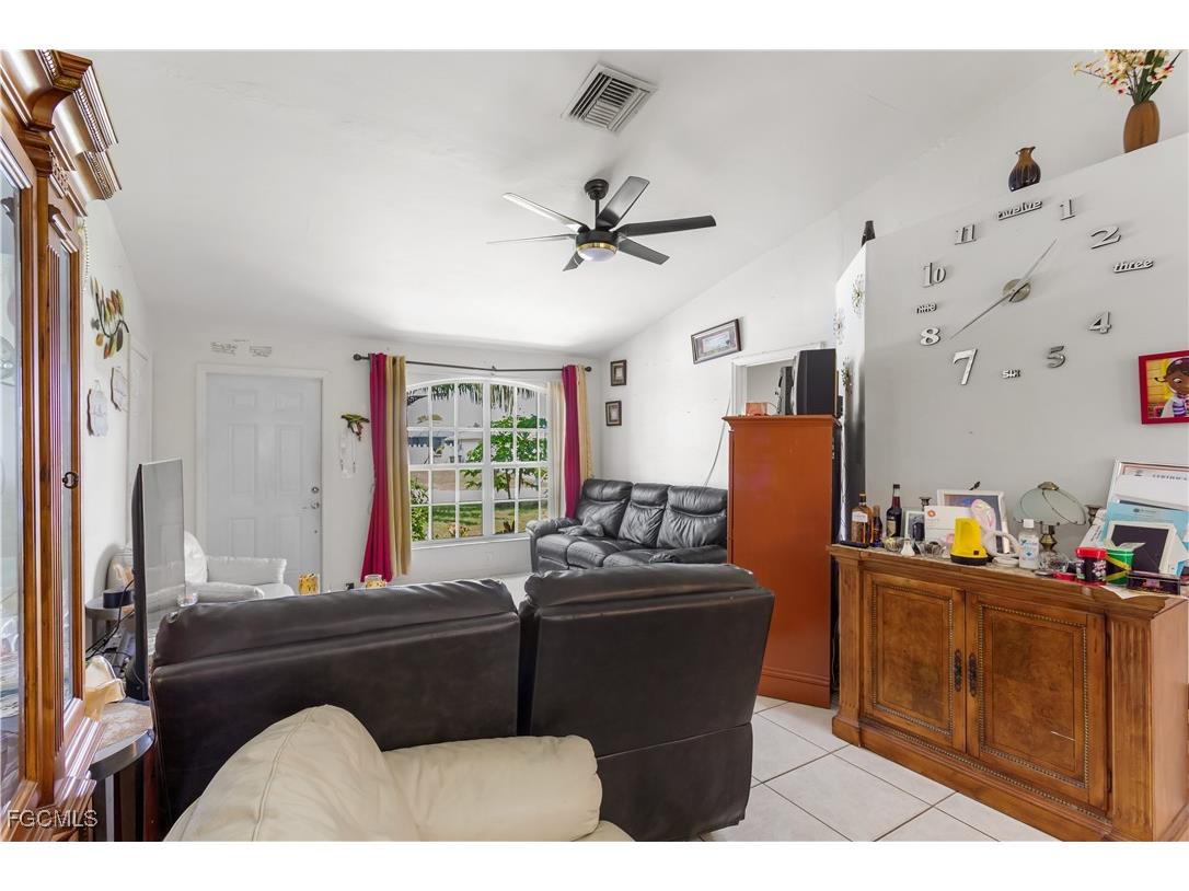 1728 NE 22nd Terrace Cape Coral FL 33909 2025005612 image12