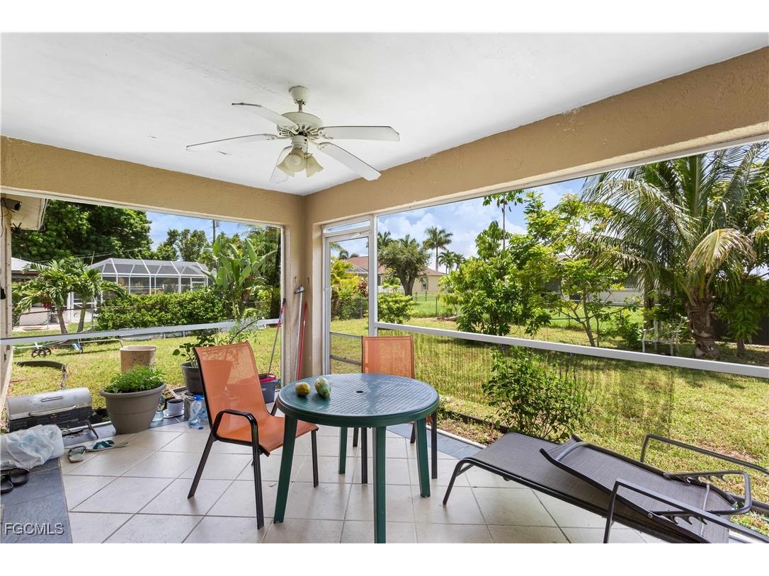 1728 NE 22nd Terrace Cape Coral FL 33909 2025005612 image16
