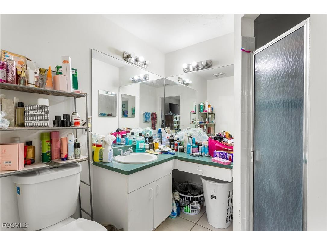 1728 NE 22nd Terrace Cape Coral FL 33909 2025005612 image22