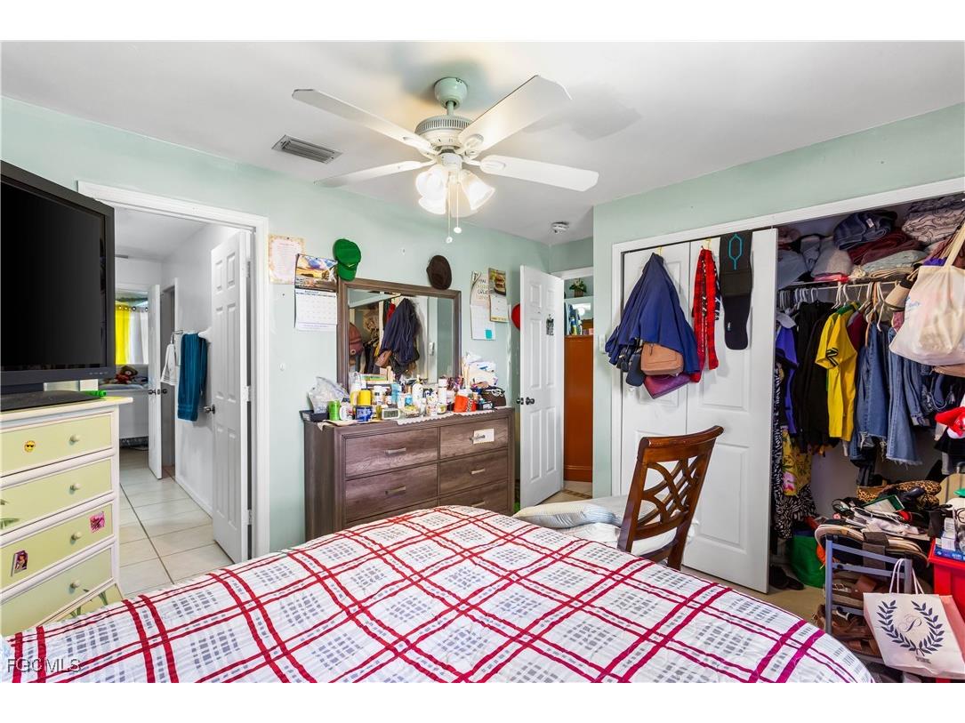 1728 NE 22nd Terrace Cape Coral FL 33909 2025005612 image27