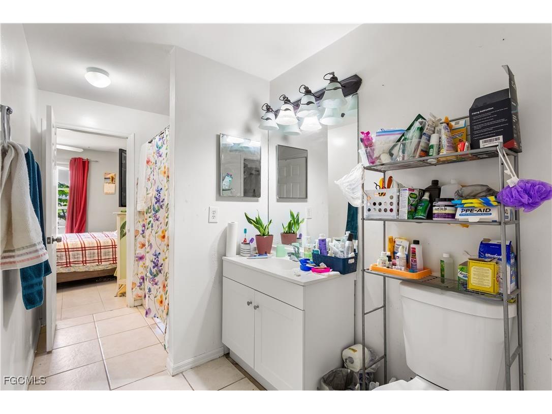 1728 NE 22nd Terrace Cape Coral FL 33909 2025005612 image29