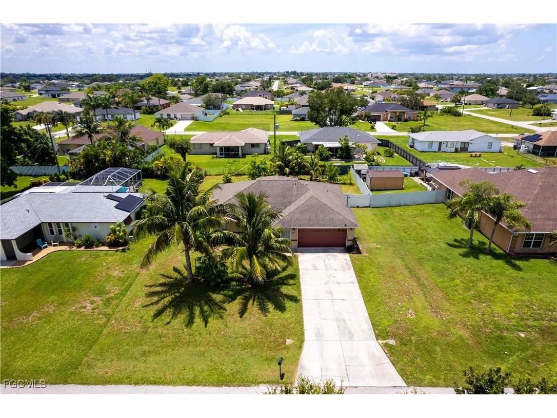 1728 NE 22nd Terrace Cape Coral FL 33909 2025005612 image9