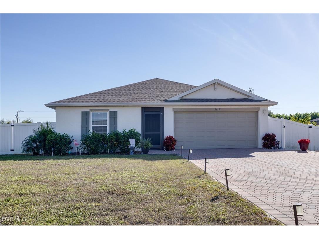 1728 S Gator Circle Cape Coral FL 33909 2025020832 image1