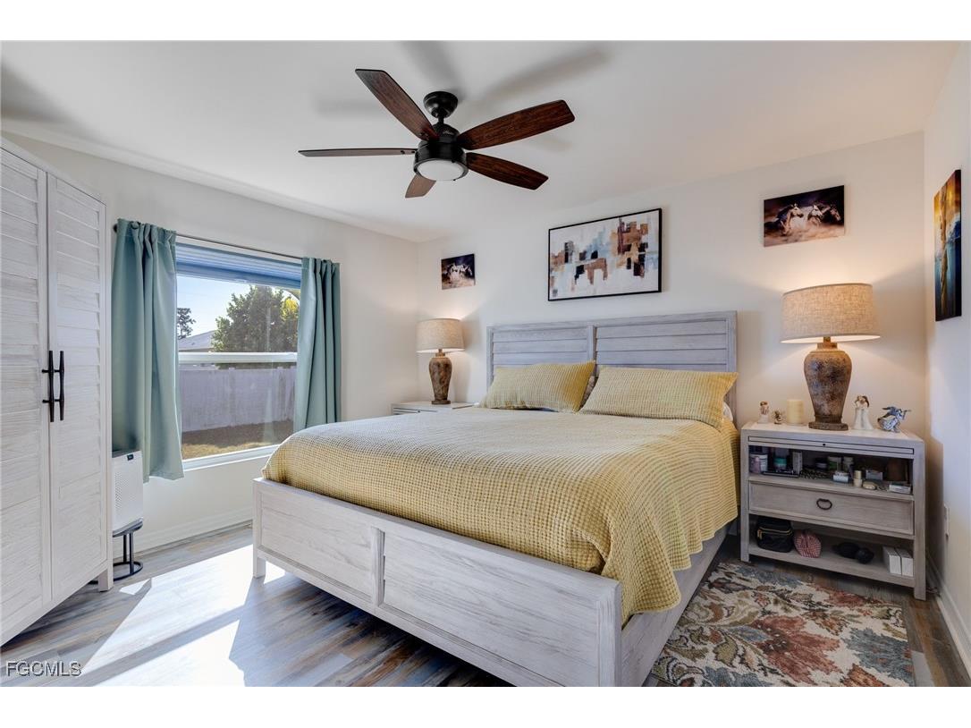 1728 S Gator Circle Cape Coral FL 33909 2025020832 image10