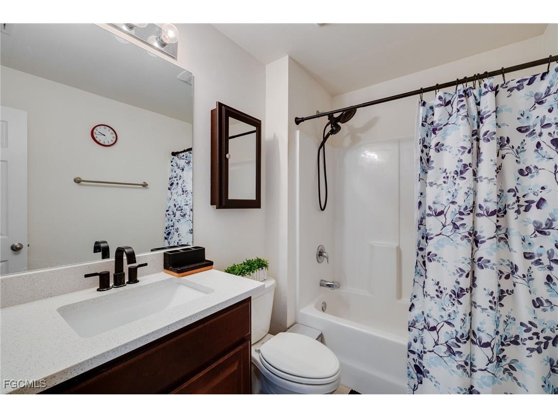 1728 S Gator Circle Cape Coral FL 33909 2025020832 image15