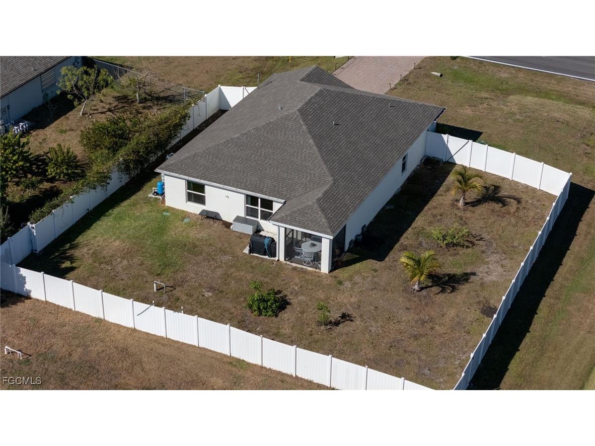 1728 S Gator Circle Cape Coral FL 33909 2025020832 image16
