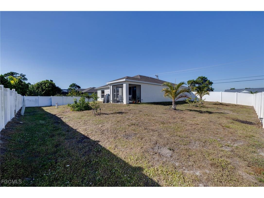 1728 S Gator Circle Cape Coral FL 33909 2025020832 image17