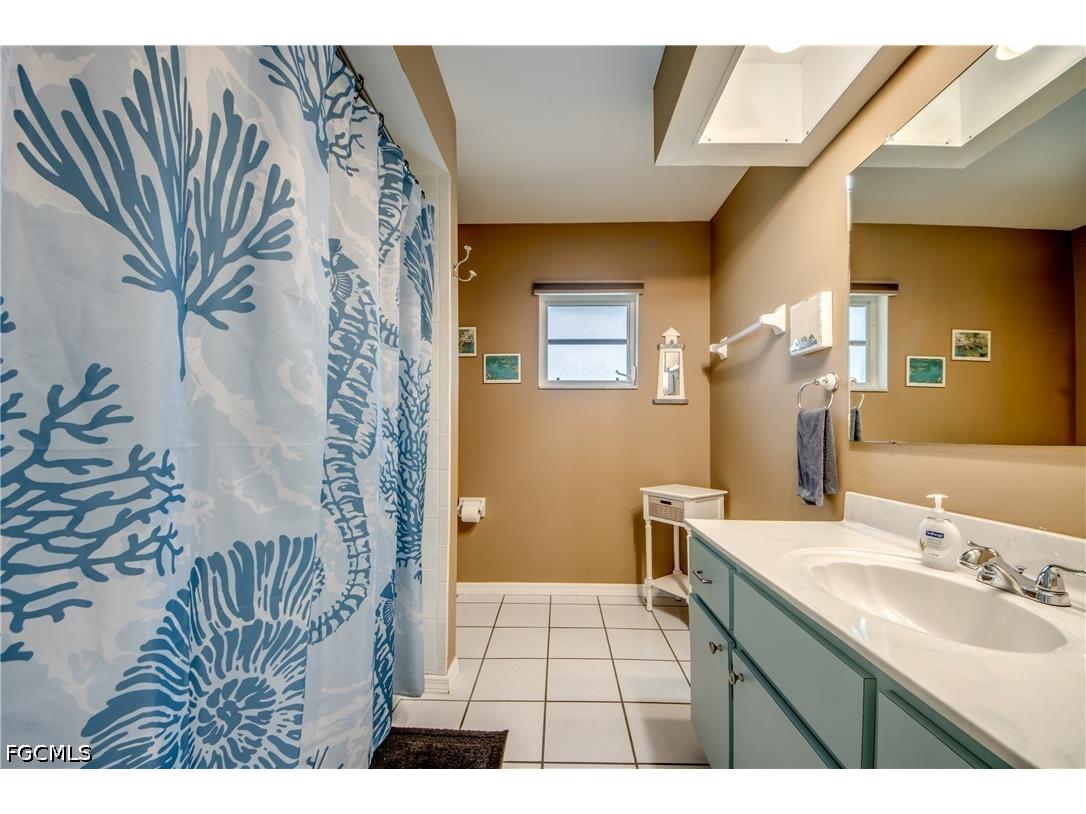 1728 SW 15th Street Cape Coral FL 33991 2026027132 image28